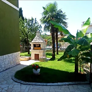 https://app-veselica.in-istria.net