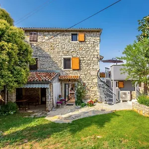 https://apartment-li.in-istria.net